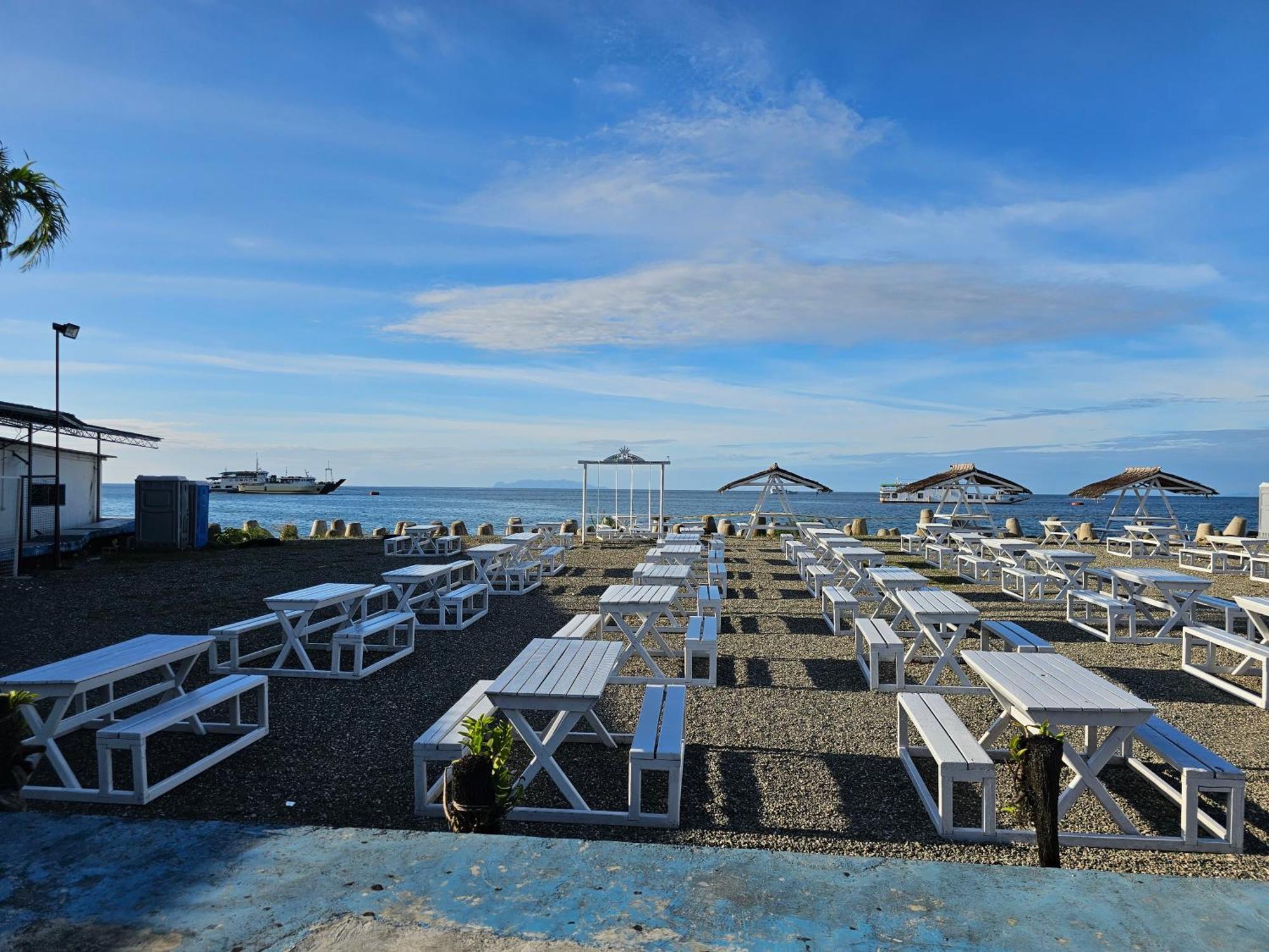 Pacific Crown Hotel Honiara Exterior foto